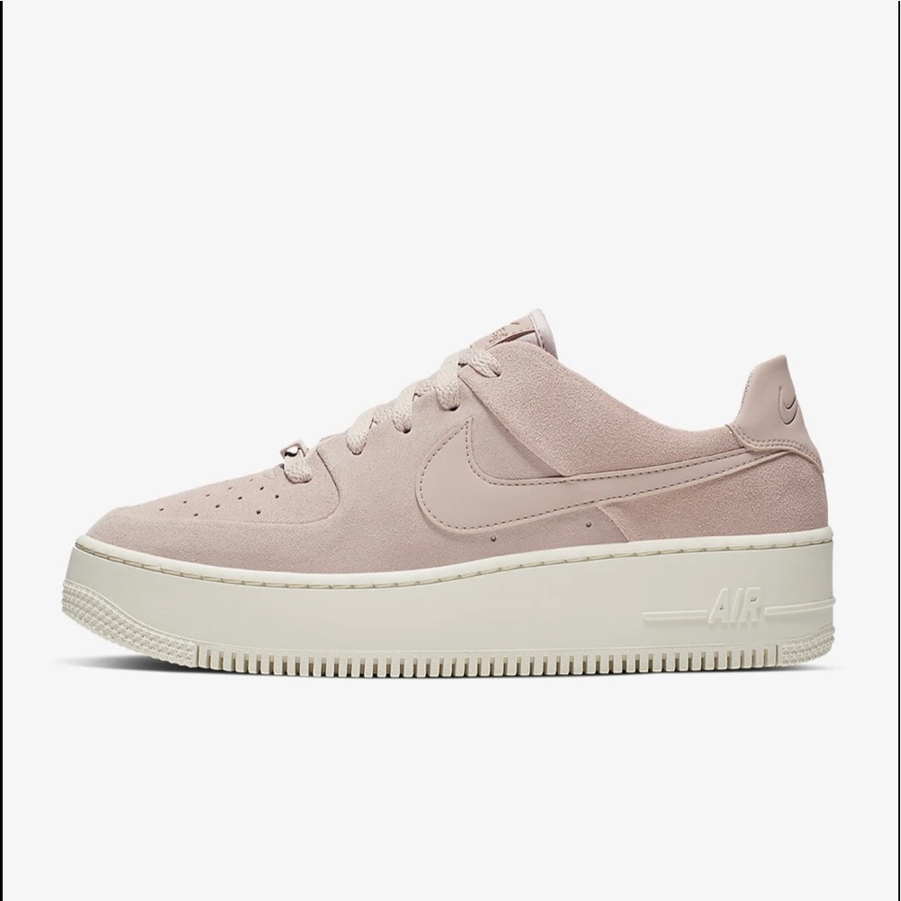Blush Pink (Sage) Platform Nike AirForce 1, Sz 8.